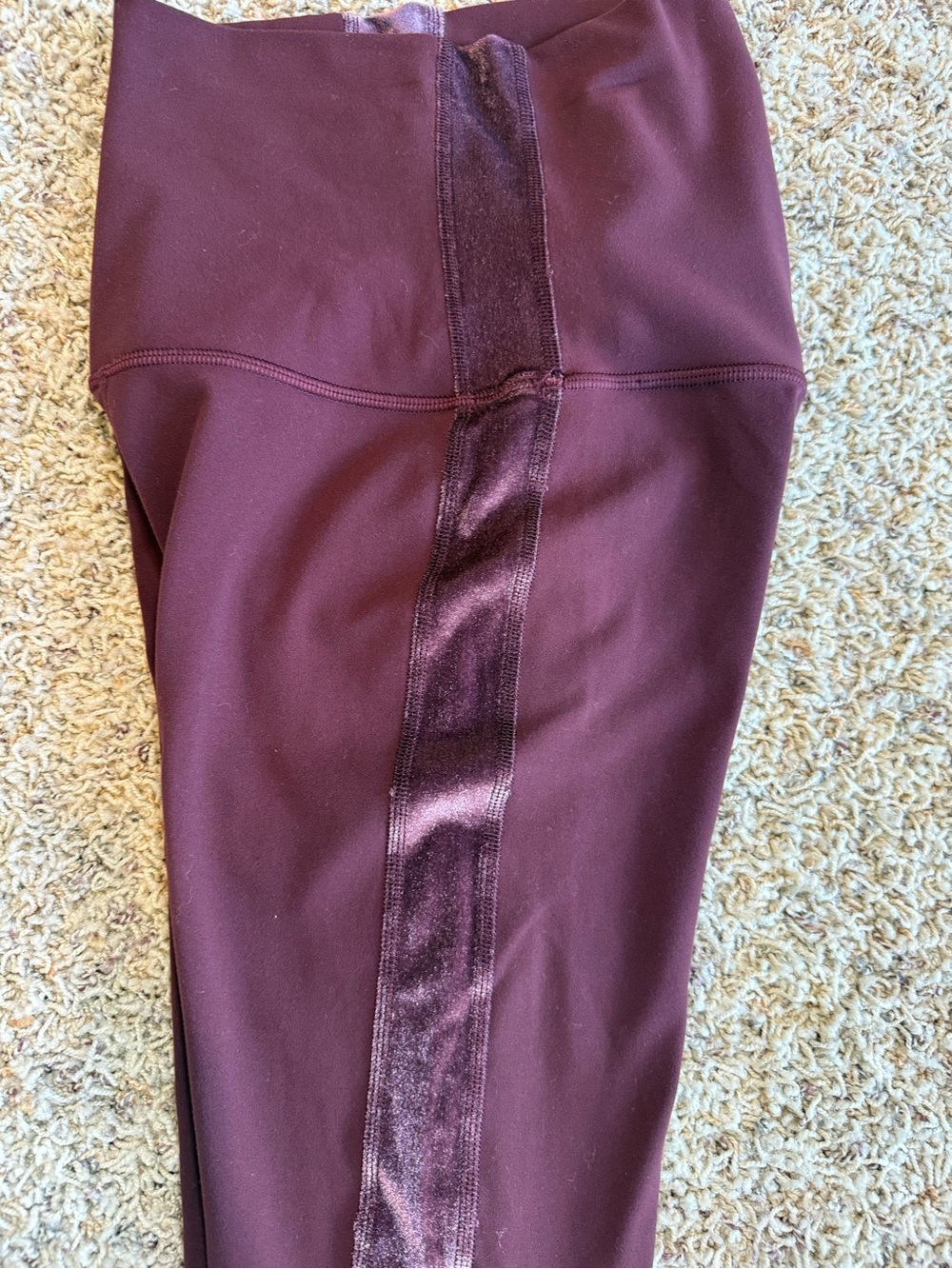 Lululemon Align Super High Rise Crop Velvet Women’s 2 Burgundy Garnet Leggings - Picture 10 of 11